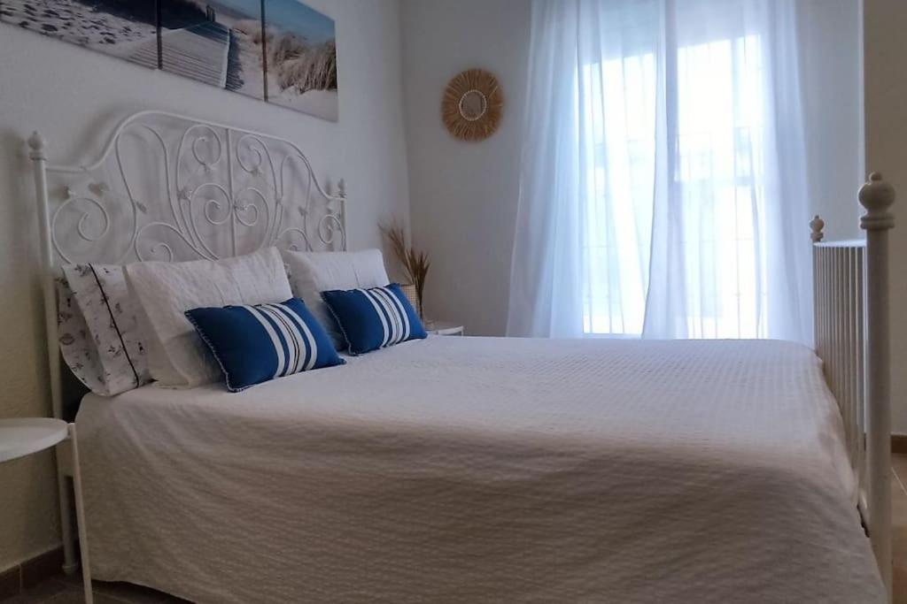 Precioso Apartamento En 罗塔 外观 照片