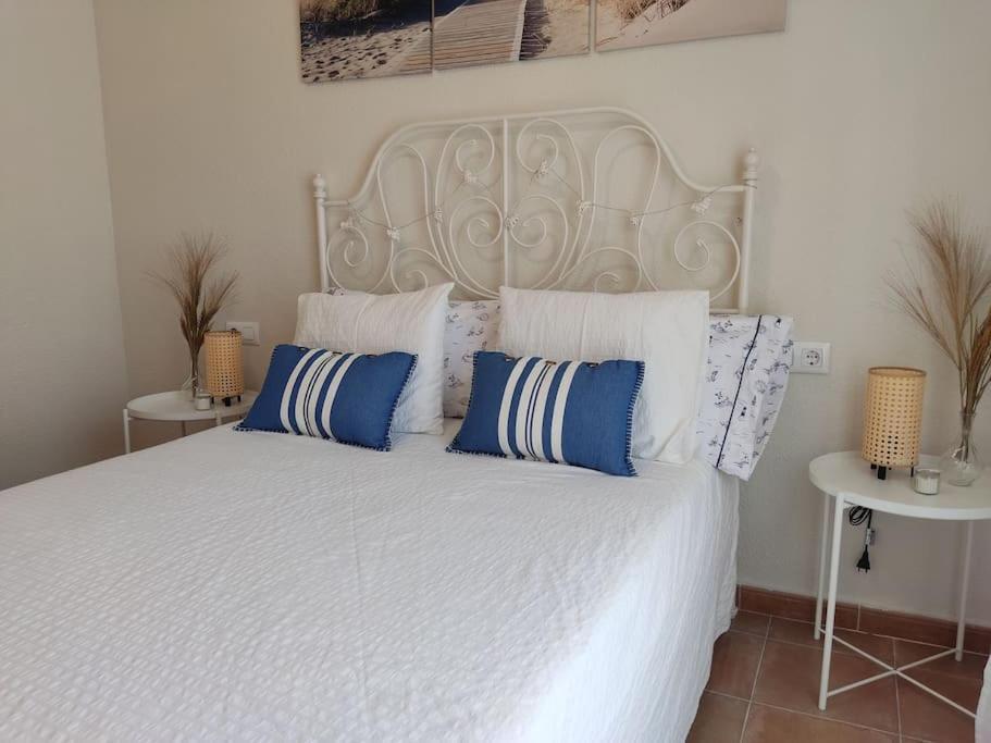 Precioso Apartamento En 罗塔 外观 照片